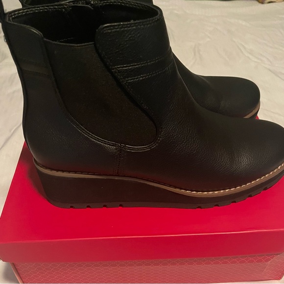 Kelly & Katie Booties - Picture 4 of 7